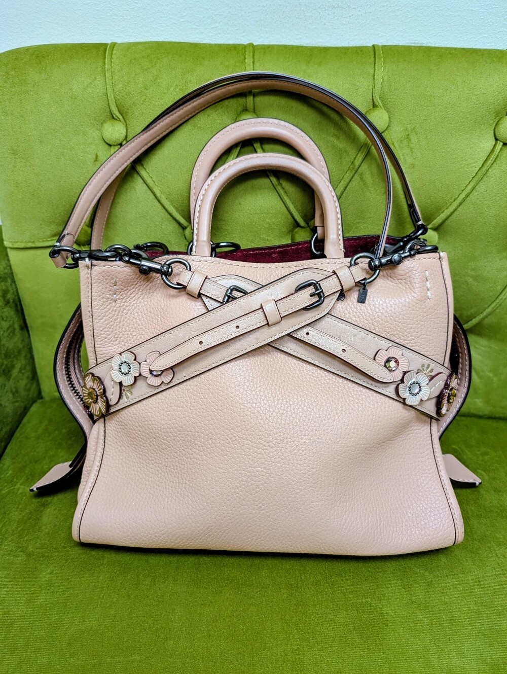 Coach Rogue 30 In Nude Pink With Nude Pink Tea Rose Leather Strap And Bag Charm - Picture 4 of 10